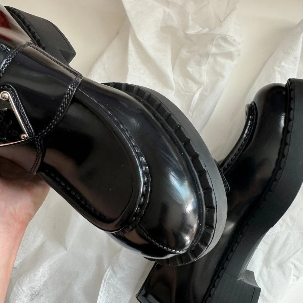 SOLD - Picture 5 of 9